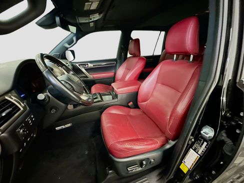 Used 2021 Lexus GX 460 Luxury w/ Accessory Package image 13