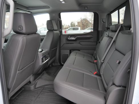 New 2026 GMC Sierra 1500 SLT w/ SLT Premium Plus Package image 4