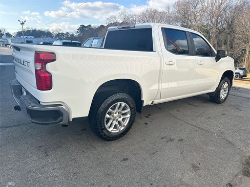 Used 2022 Chevrolet Silverado 1500 LT image 31