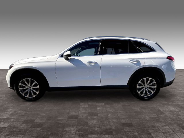 Used 2026 Mercedes-Benz GLC 300 4MATIC image 7