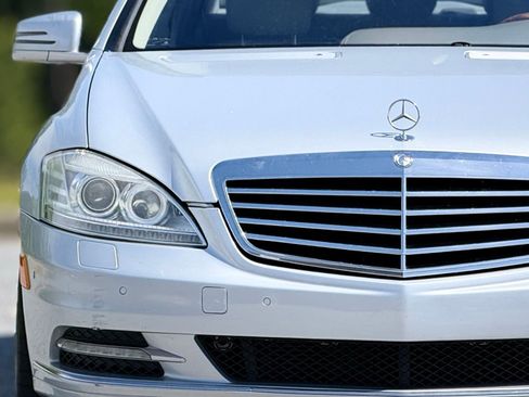 Used 2010 Mercedes-Benz S 550 image 14