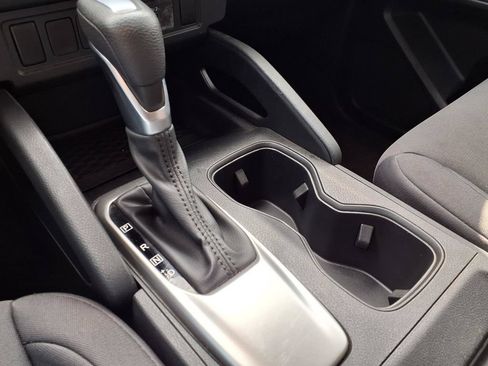 Used 2022 Nissan Frontier S RWD image 18
