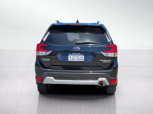 Certified 2023 Subaru Forester Touring AWD/4WD image 5
