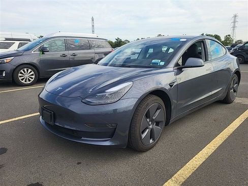 Used 2022 Tesla Model 3 Long Range image 7