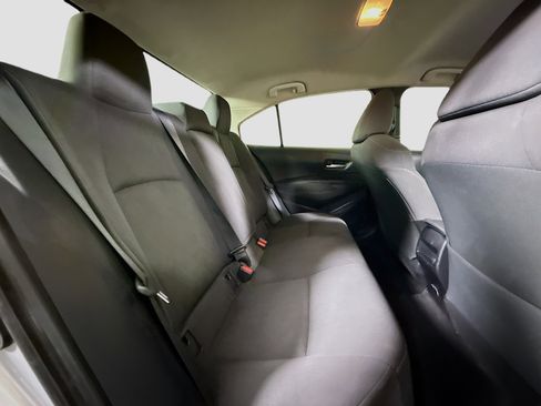 Used 2020 Toyota Corolla LE image 26