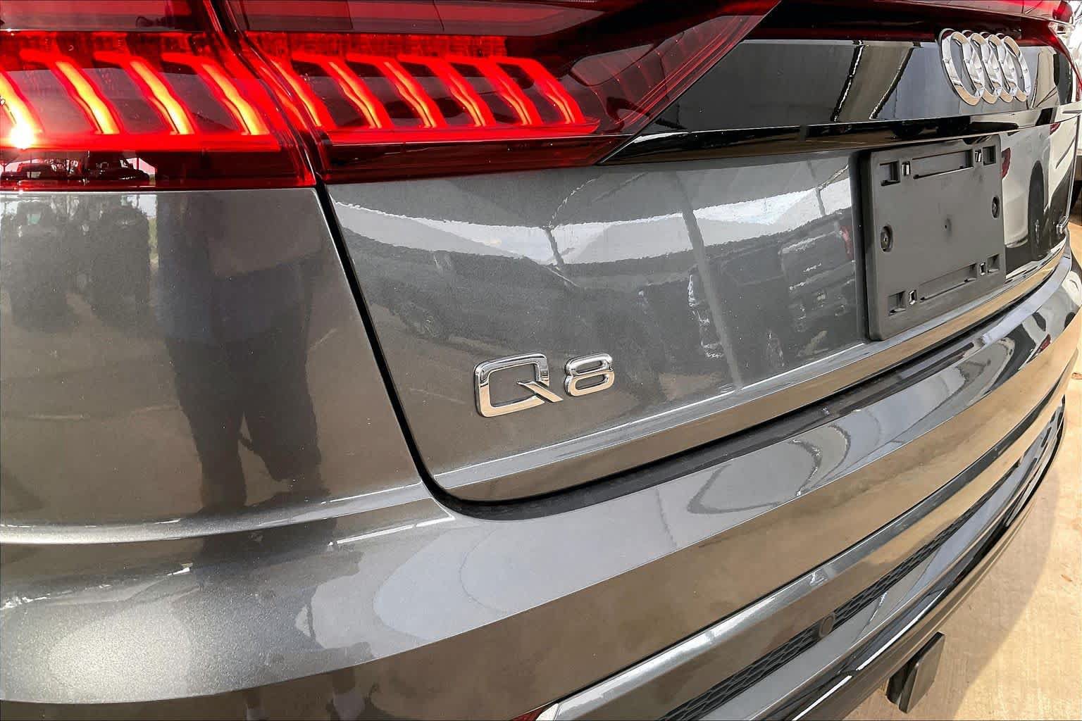 Used 2023 Audi Q8 Prestige AWD/4WD image 11