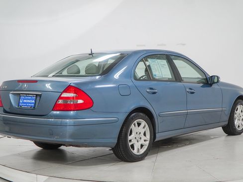 Used 2003 Mercedes-Benz E 320 Sedan image 10