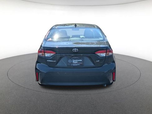 Used 2025 Toyota Corolla LE FWD image 6