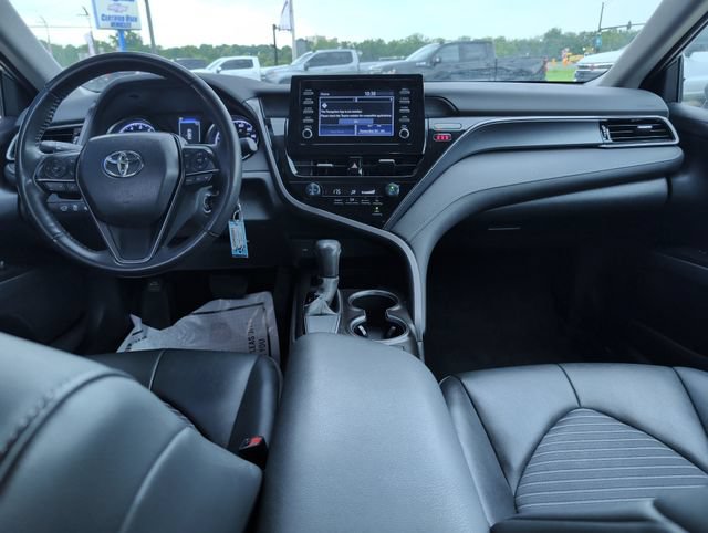 Used 2024 Toyota Camry SE FWD image 13