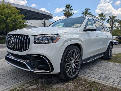 New 2025 Mercedes-Benz GLS 63 AMG 4MATIC image 11