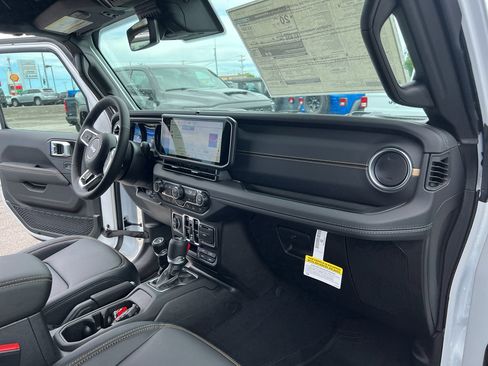 New 2025 Jeep Wrangler Sahara image 12