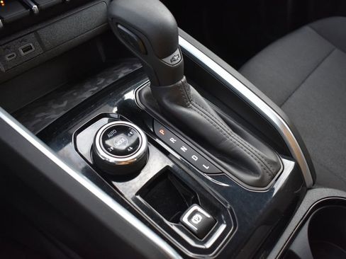 Used 2023 Chevrolet Colorado Trail Boss image 20