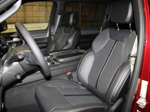 New 2024 Jeep Wagoneer Series II w/ Premium Group I image 19