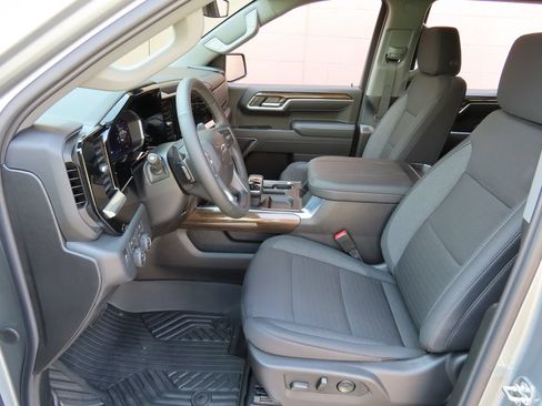 New 2026 Chevrolet Silverado 1500 RST AWD/4WD image 25