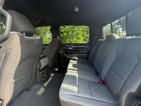 Used 2024 RAM 1500 Big Horn AWD/4WD image 30