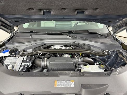 Used 2025 Lincoln Aviator 2WD image 33