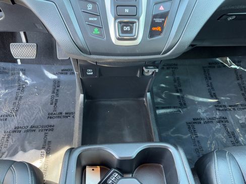 Used 2024 Honda Odyssey EX-L image 27