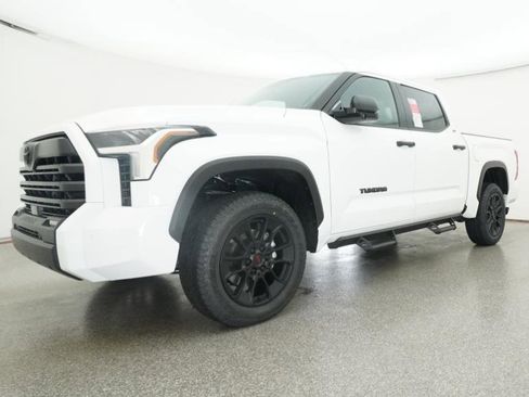 New 2026 Toyota Tundra SR5 image 40