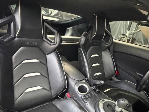 Used 2017 Nissan 370Z Coupe image 7