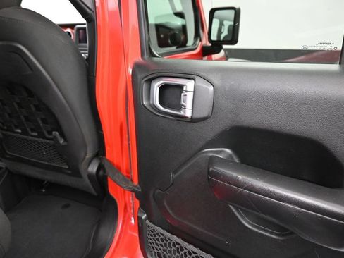 Used 2020 Jeep Wrangler Unlimited Rubicon AWD/4WD image 11