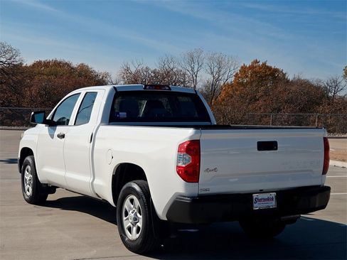 Used 2018 Toyota Tundra SR image 5