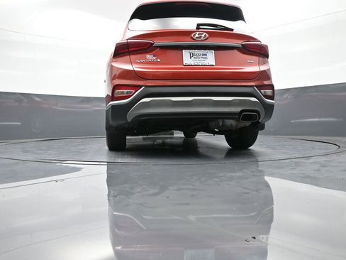Certified 2020 Hyundai Santa Fe SEL image 29