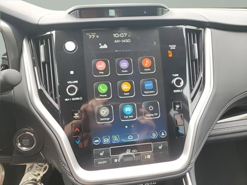 Used 2025 Subaru Outback Limited image 12