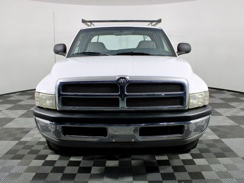 Used 2001 Dodge Ram 1500 Truck ST image 2