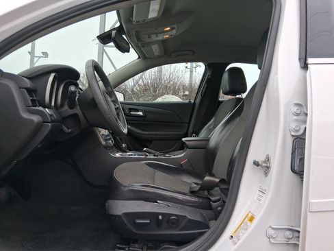 Used 2014 Chevrolet Malibu LT w/ Power Convenience Package image 12