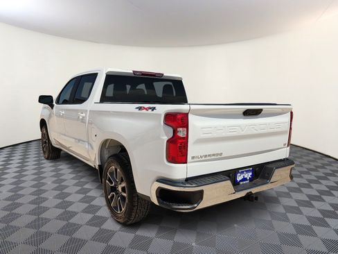 Used 2023 Chevrolet Silverado 1500 LT AWD/4WD image 3