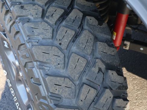 Used 2023 Jeep Wrangler Unlimited w/ Cold Weather Group image 12