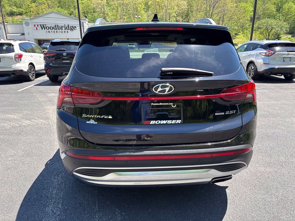 Used 2022 Hyundai Santa Fe Limited AWD/4WD image 4