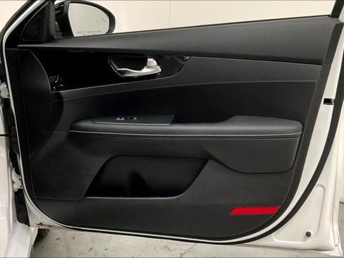 Used 2022 Kia Forte GT-Line w/ GT-Line Technology Package image 23