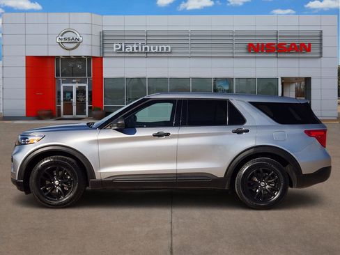 Used 2020 Ford Explorer Base image 3
