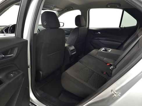 Used 2018 Chevrolet Equinox LT FWD image 25