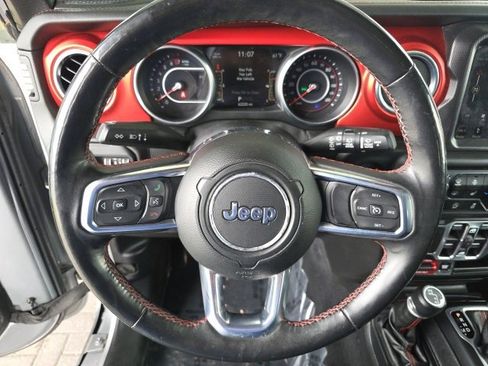 Used 2018 Jeep Wrangler Unlimited Rubicon w/ Dual Top Group image 23