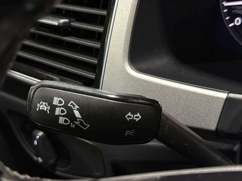 Used 2018 Volkswagen Atlas SEL Premium AWD/4WD image 29