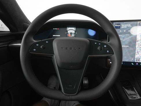 Used 2025 Tesla Model S Plaid AWD/4WD image 17