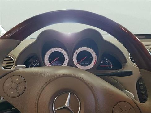 Used 2009 Mercedes-Benz SL 550 w/ Premium I Pkg image 23