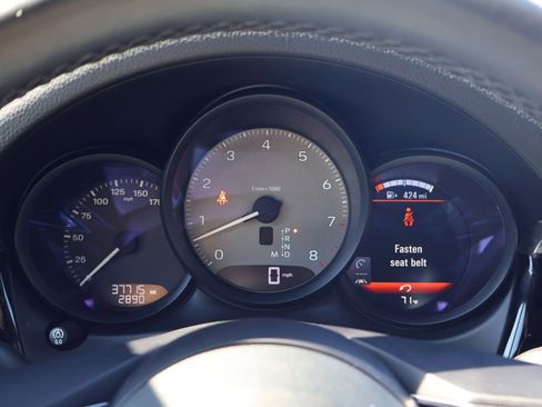 Certified 2022 Porsche Macan S image 16