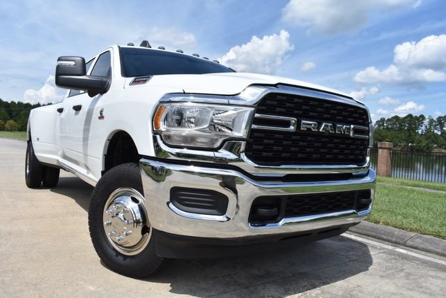 Used 2024 RAM 3500 Tradesman w/ Towing Technology Group AWD/4WD image 1