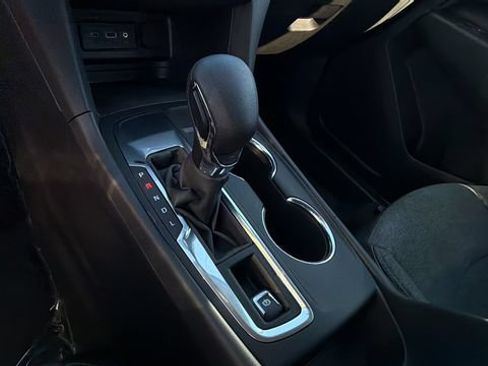 Used 2022 Chevrolet Equinox LT FWD image 30