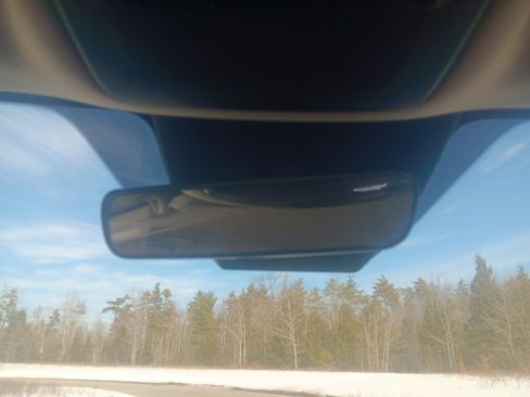 Used 2023 Kia Carnival SX image 29