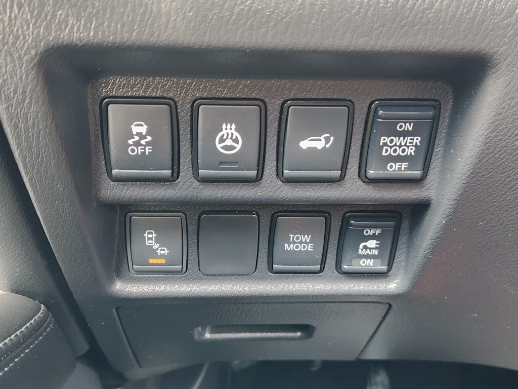 Used 2017 Nissan Pathfinder SL w/ SL Premium Package FWD image 16