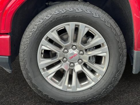 Used 2024 GMC Sierra 1500 Denali image 8