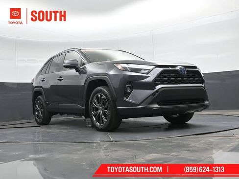 Used 2024 Toyota RAV4 XLE Premium w/ Weather Package AWD/4WD image 41