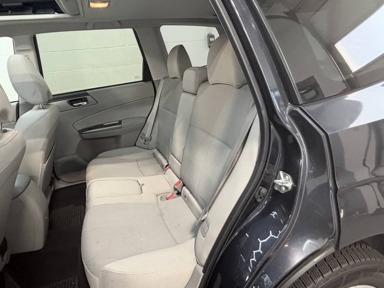 Used 2011 Subaru Forester 2.5X Premium w/ All-Weather Pkg AWD/4WD image 25