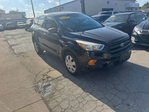 Used 2017 Ford Escape S FWD image 6