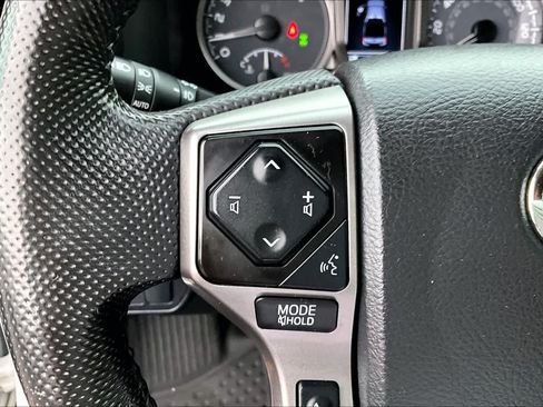 Certified 2023 Toyota Tacoma SR5 AWD/4WD image 22