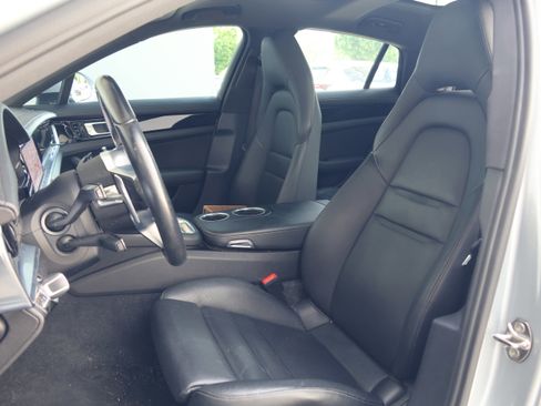 Used 2017 Porsche Panamera 4S image 30